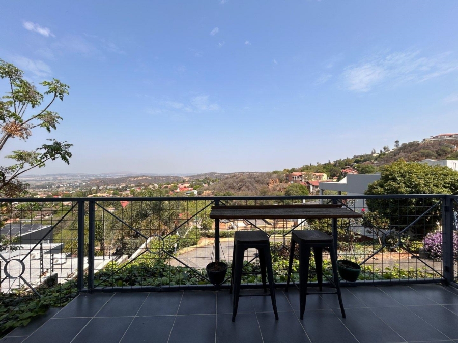 4 Bedroom Property for Sale in Glenvista Gauteng