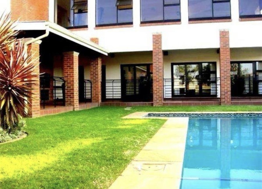 To Let 2 Bedroom Property for Rent in Greenstone Hill Gauteng