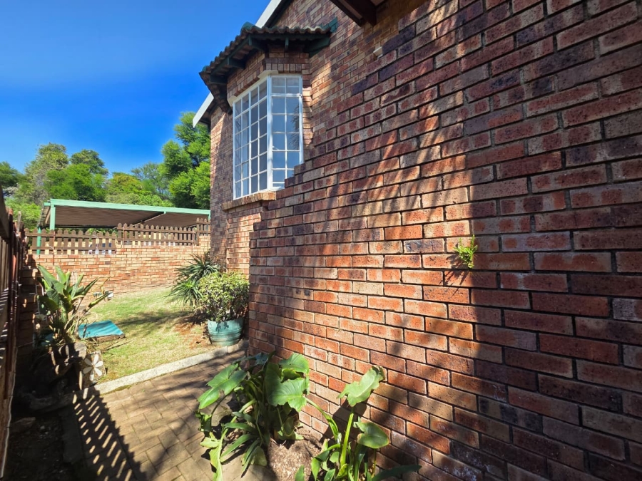 To Let 2 Bedroom Property for Rent in Bergbron Gauteng
