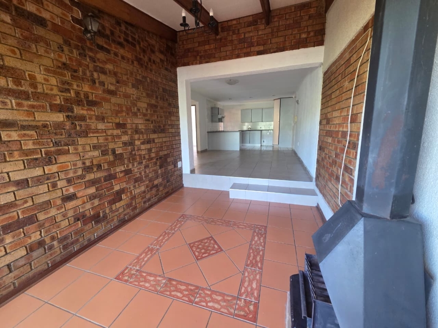 To Let 2 Bedroom Property for Rent in Bergbron Gauteng