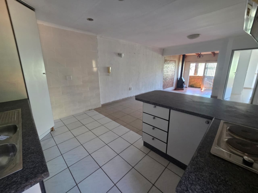 To Let 2 Bedroom Property for Rent in Bergbron Gauteng