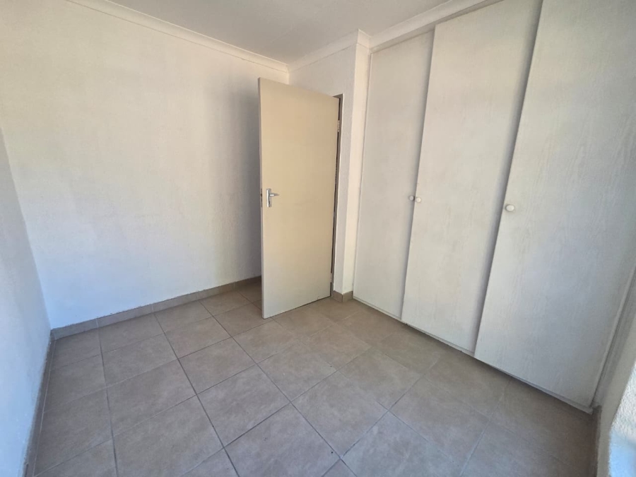 To Let 2 Bedroom Property for Rent in Bergbron Gauteng