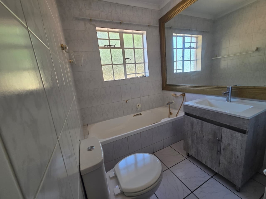 To Let 2 Bedroom Property for Rent in Bergbron Gauteng