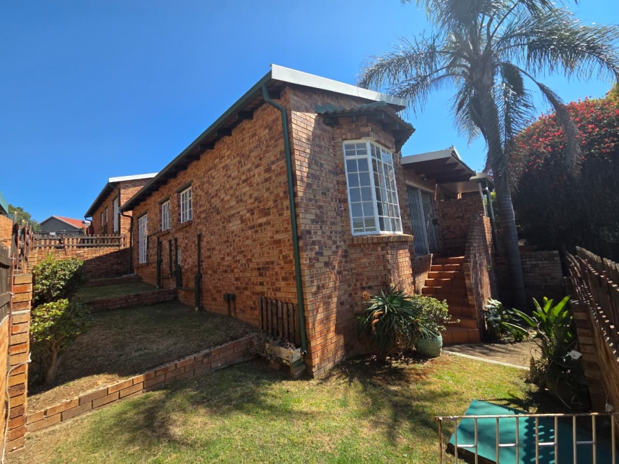 To Let 2 Bedroom Property for Rent in Bergbron Gauteng