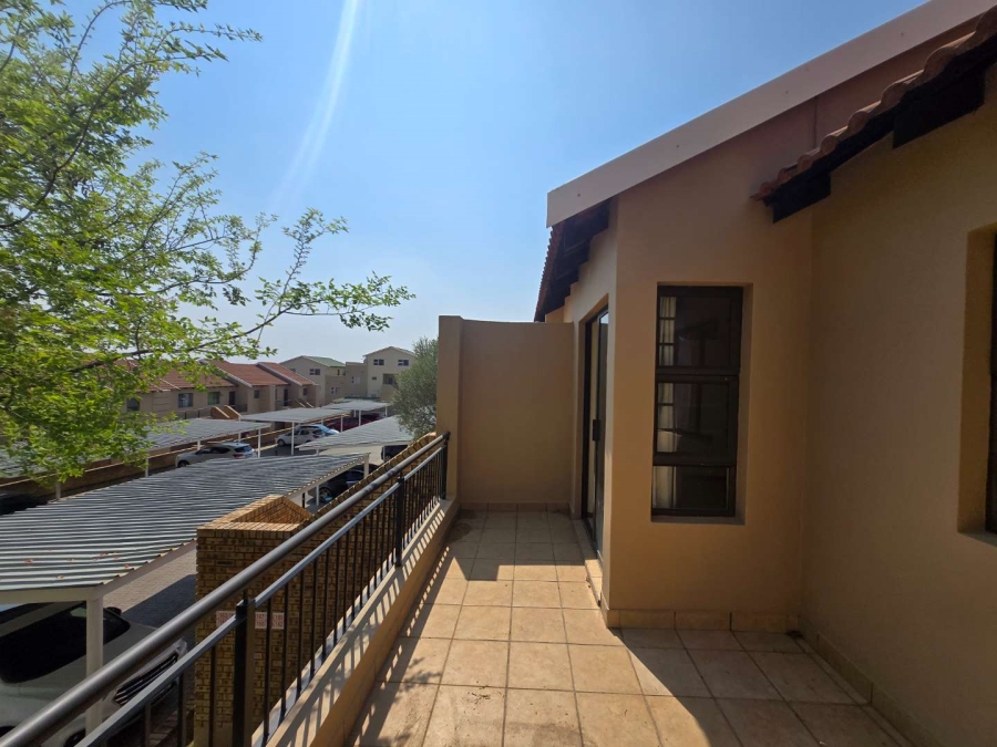 To Let 2 Bedroom Property for Rent in Noordhang Gauteng