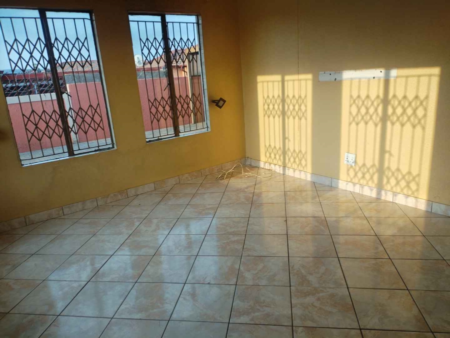 To Let 3 Bedroom Property for Rent in Nellmapius Gauteng