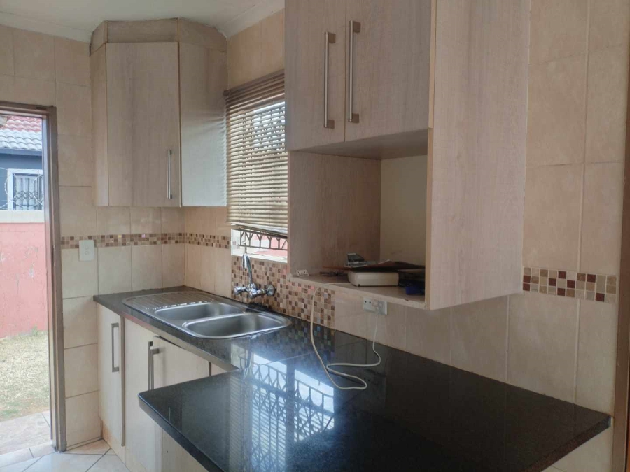To Let 3 Bedroom Property for Rent in Nellmapius Gauteng