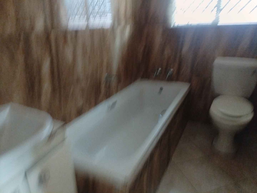 To Let 3 Bedroom Property for Rent in Nellmapius Gauteng