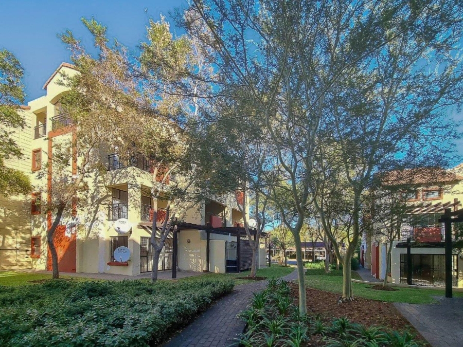 1 Bedroom Property for Sale in Oukraal Estate Gauteng