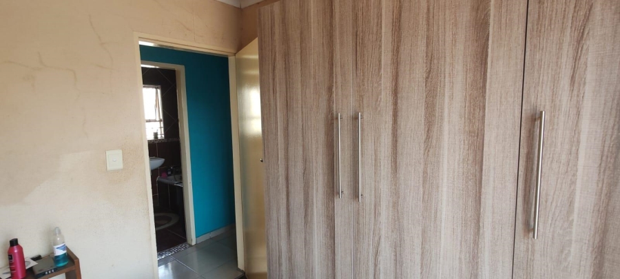 2 Bedroom Property for Sale in Morula View Gauteng