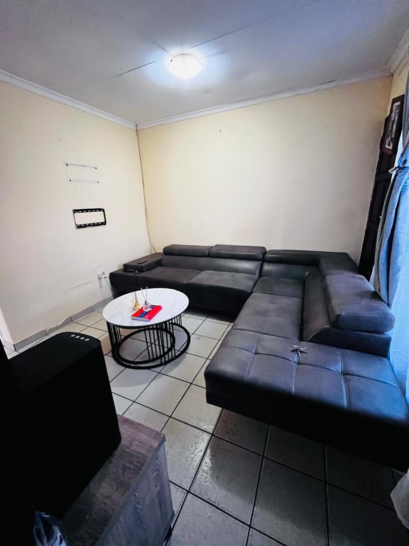 To Let 2 Bedroom Property for Rent in Soshanguve VV Gauteng