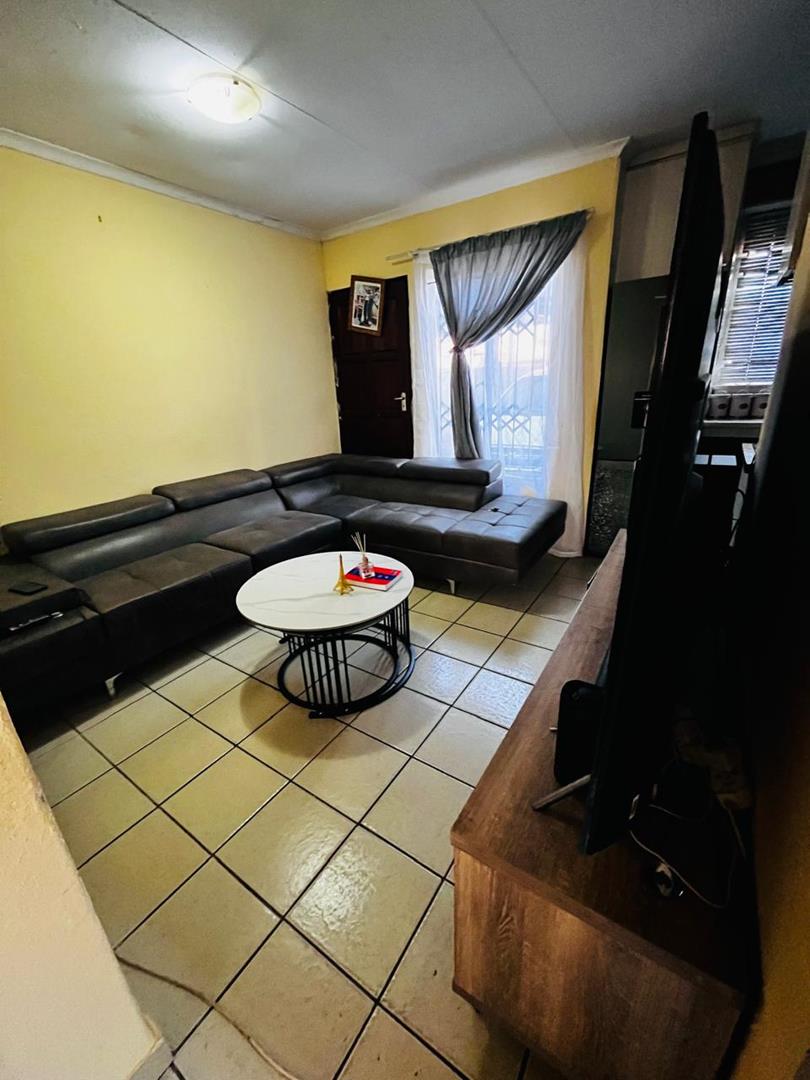 To Let 2 Bedroom Property for Rent in Soshanguve VV Gauteng