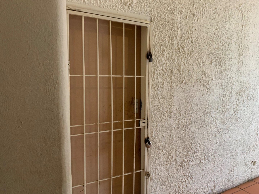 3 Bedroom Property for Sale in Kenilworth Gauteng