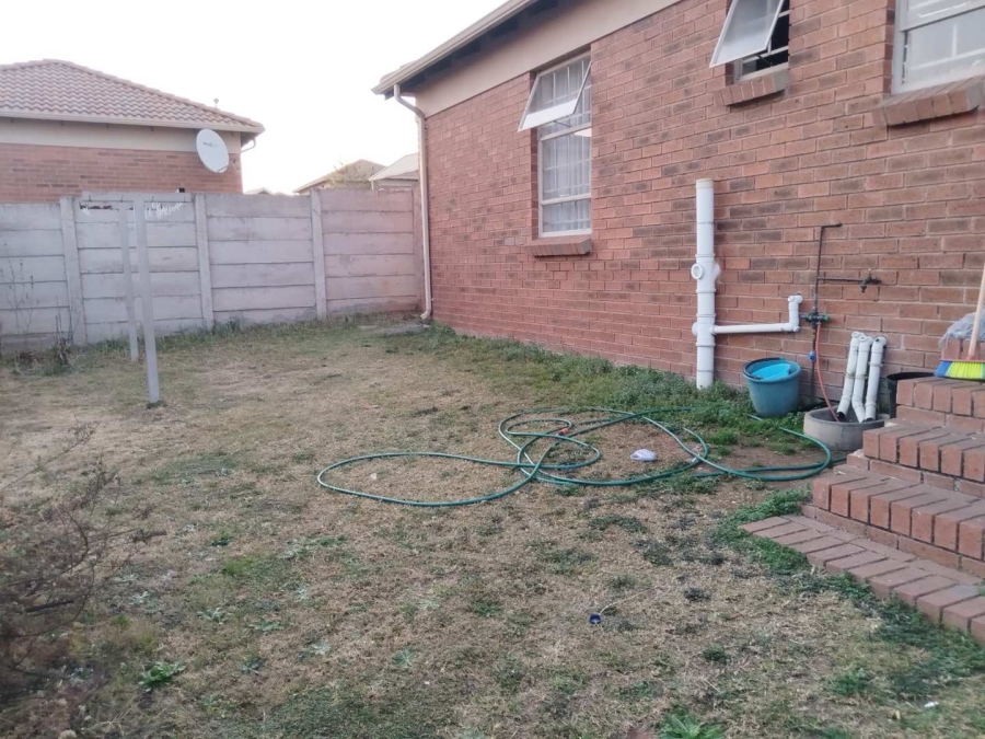 3 Bedroom Property for Sale in Olievenhoutbosch Gauteng