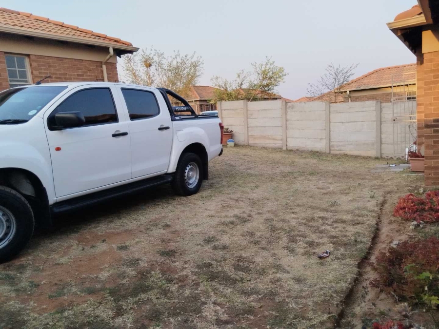 3 Bedroom Property for Sale in Olievenhoutbosch Gauteng