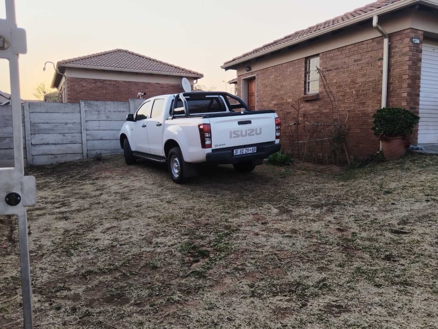 3 Bedroom Property for Sale in Olievenhoutbosch Gauteng