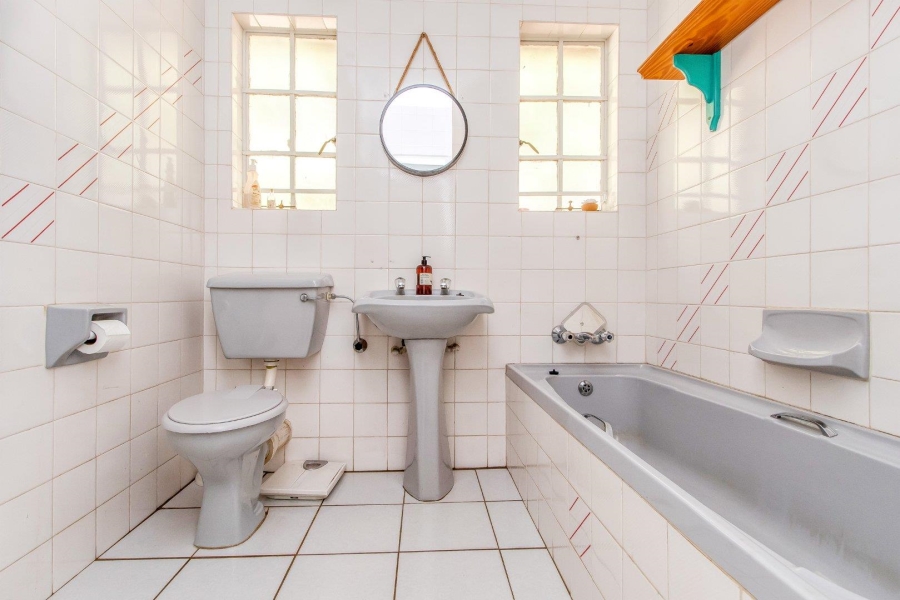 3 Bedroom Property for Sale in Linden Gauteng