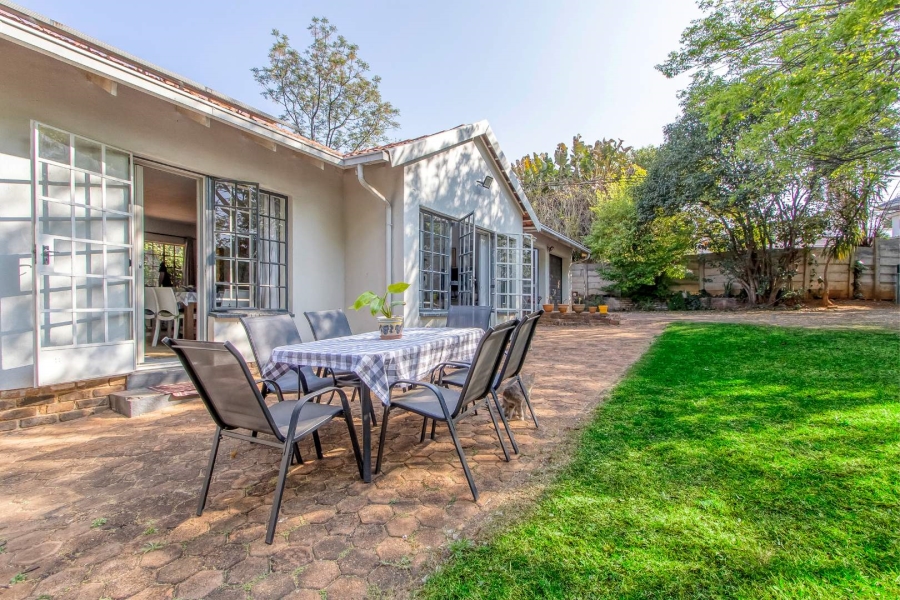 3 Bedroom Property for Sale in Linden Gauteng