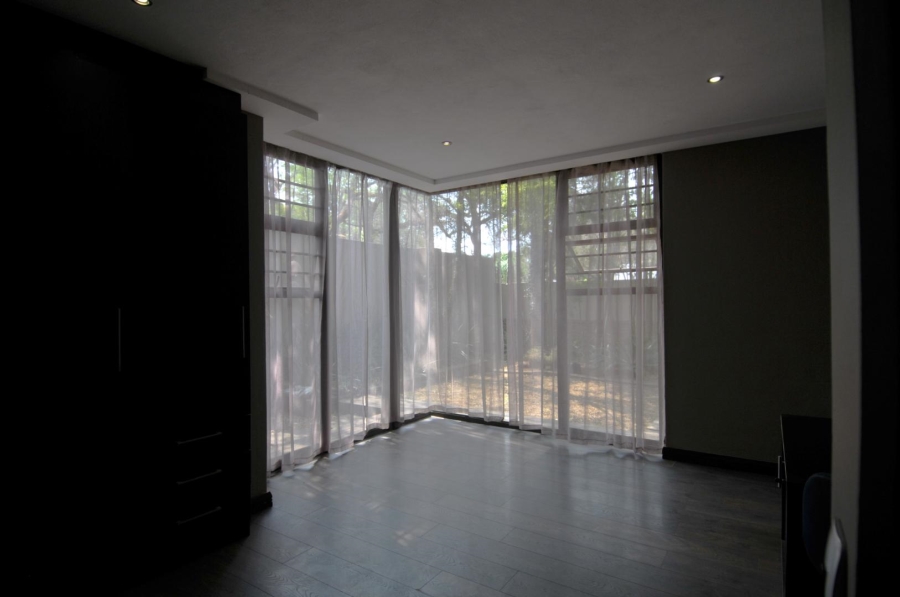 4 Bedroom Property for Sale in Brooklyn Gauteng