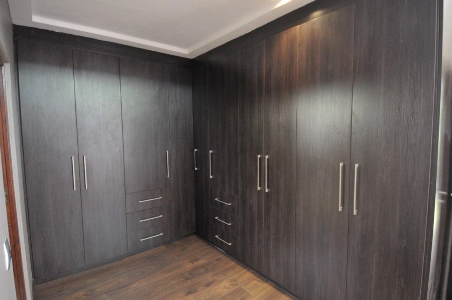 4 Bedroom Property for Sale in Brooklyn Gauteng