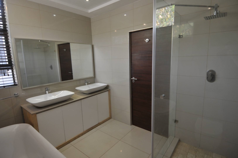 4 Bedroom Property for Sale in Brooklyn Gauteng
