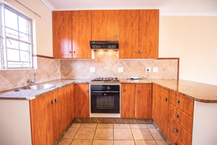 To Let 3 Bedroom Property for Rent in Mooikloof Ridge Gauteng