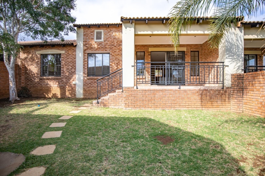 To Let 3 Bedroom Property for Rent in Mooikloof Ridge Gauteng