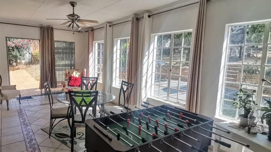 To Let 5 Bedroom Property for Rent in Mondeor Gauteng
