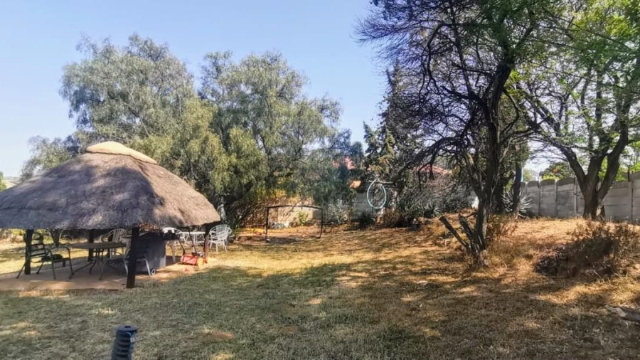 5 Bedroom Property for Sale in Winchester Hills Gauteng