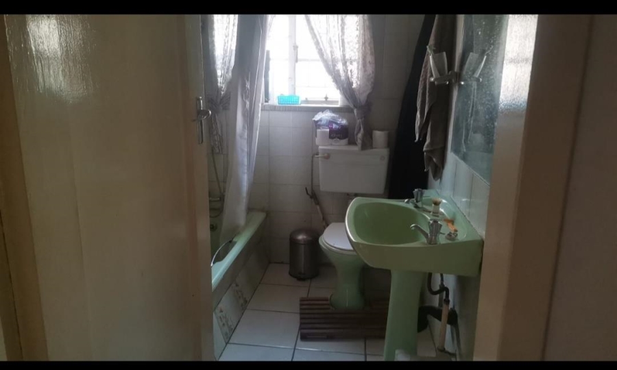 3 Bedroom Property for Sale in New Redruth Gauteng