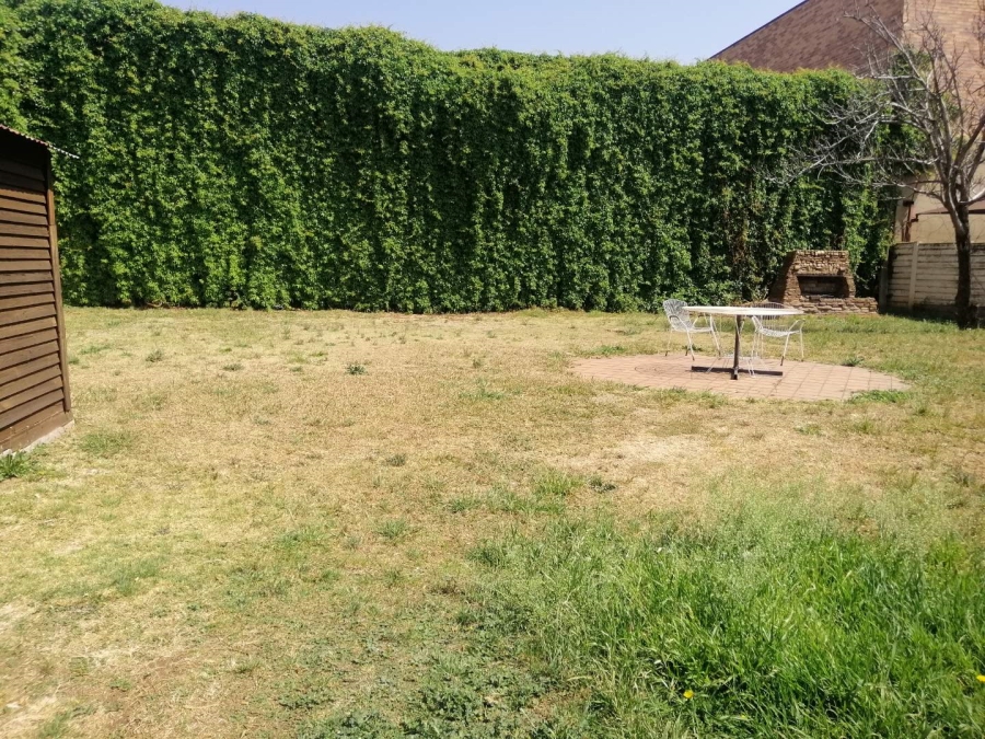 3 Bedroom Property for Sale in New Redruth Gauteng