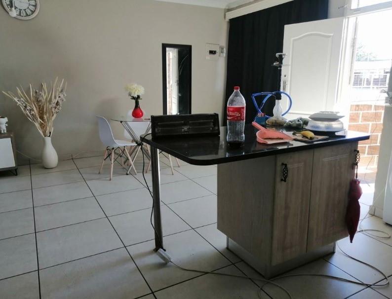 1 Bedroom Property for Sale in Benoni Central Gauteng