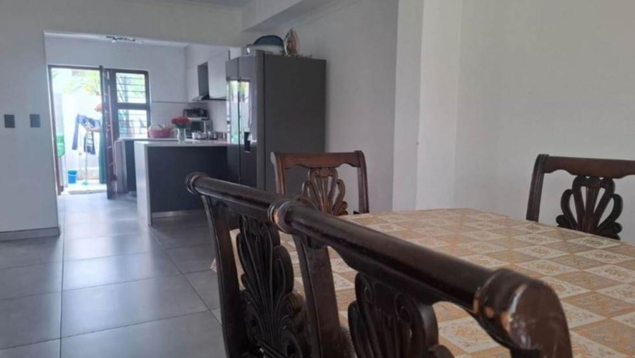 3 Bedroom Property for Sale in Lakefield Gauteng