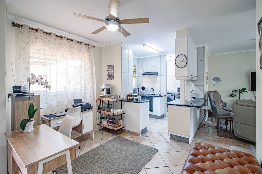 3 Bedroom Property for Sale in Faerie Glen Gauteng