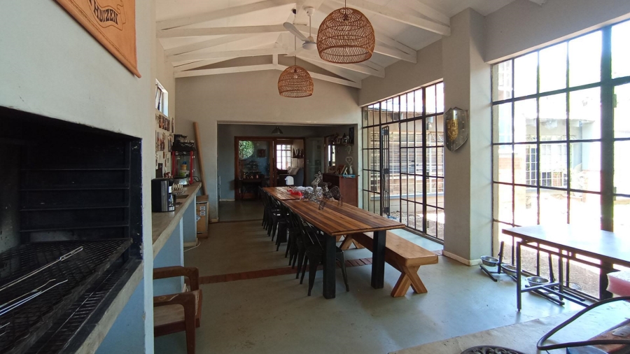 4 Bedroom Property for Sale in Eldoraigne Gauteng