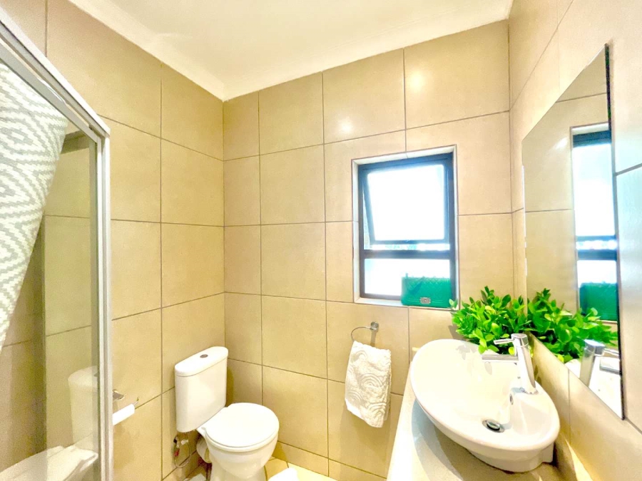 4 Bedroom Property for Sale in Olympus Country Estate Gauteng