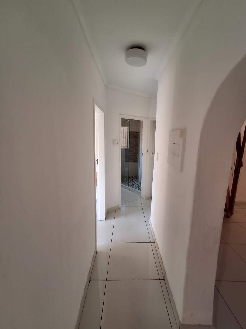 3 Bedroom Property for Sale in Die Hoewes Gauteng