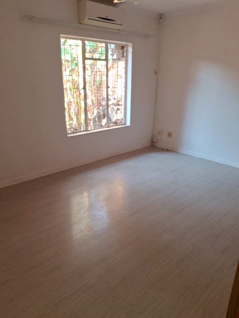 3 Bedroom Property for Sale in Die Hoewes Gauteng