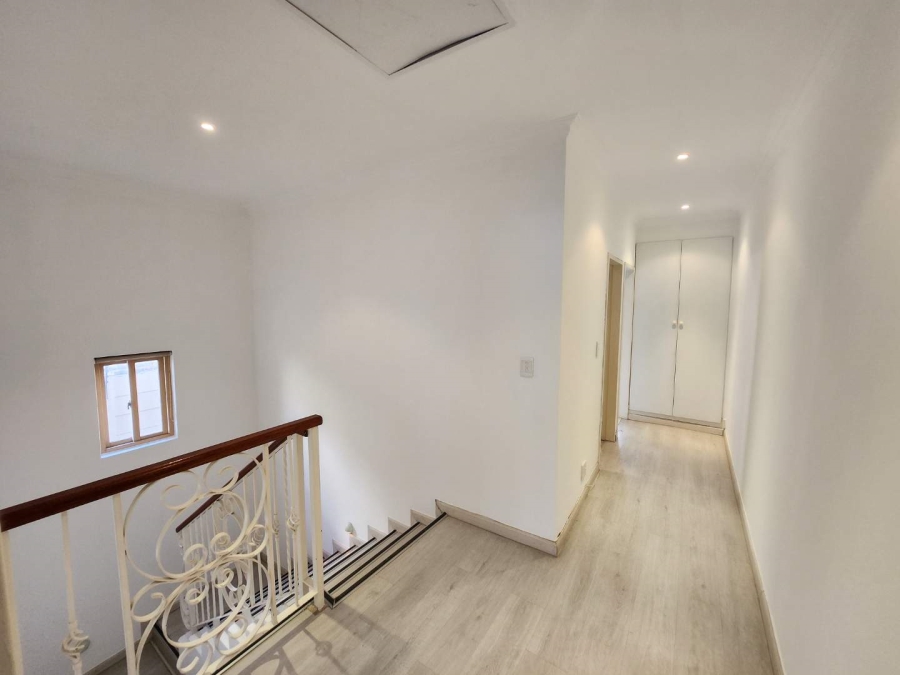 To Let 3 Bedroom Property for Rent in Ferndale Gauteng