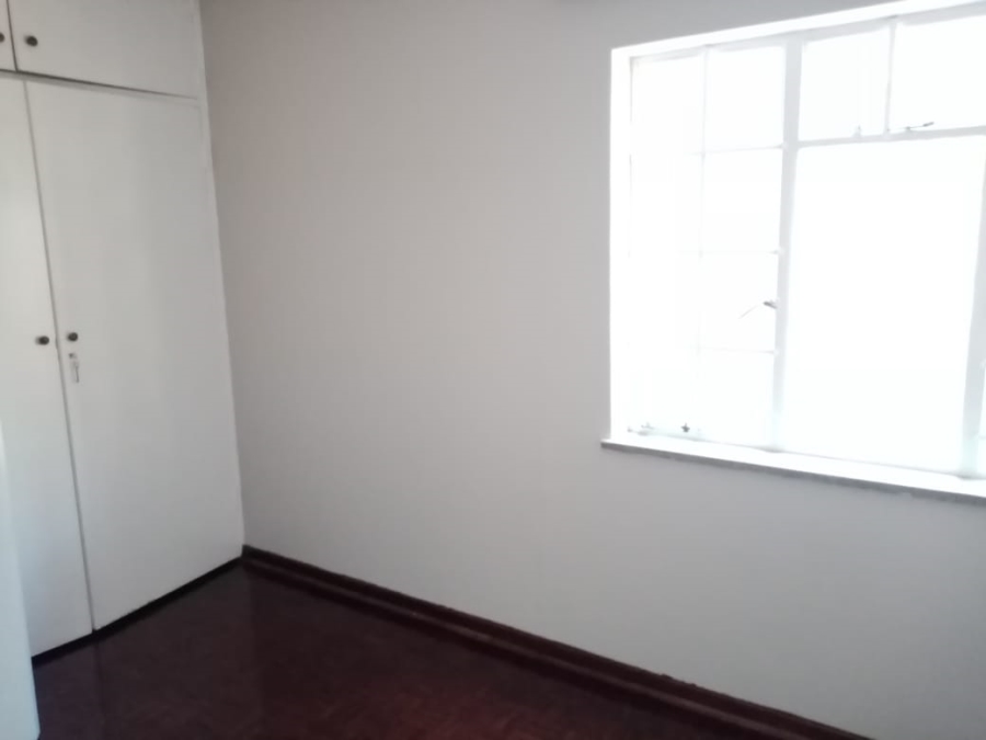 To Let 2 Bedroom Property for Rent in Blairgowrie Gauteng