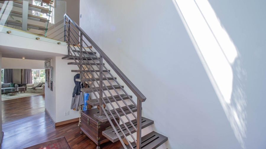 5 Bedroom Property for Sale in Hurlingham Manor Gauteng