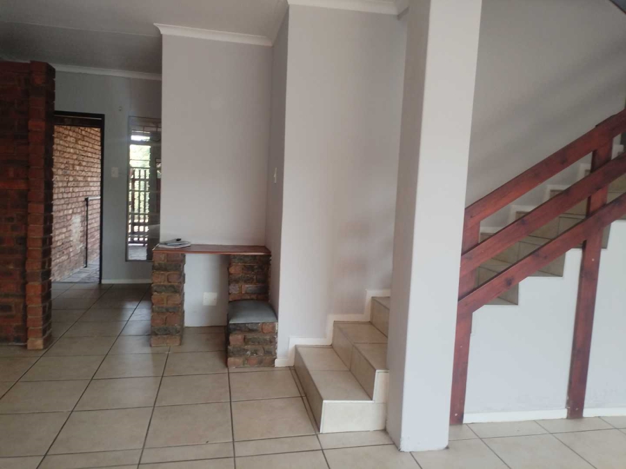 To Let 3 Bedroom Property for Rent in Jan Niemand Park Gauteng
