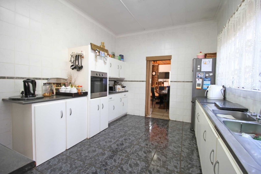 3 Bedroom Property for Sale in Greenhills Gauteng