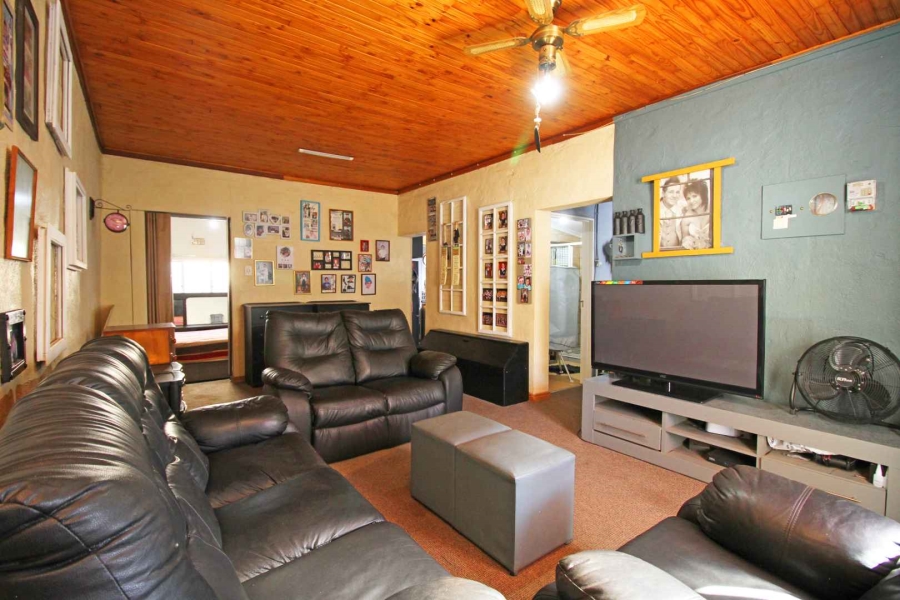 3 Bedroom Property for Sale in Greenhills Gauteng