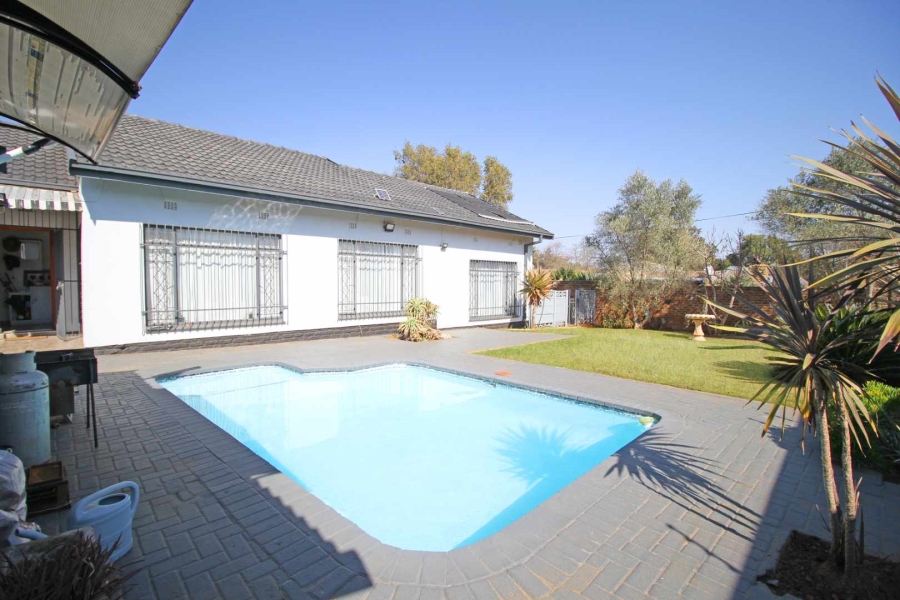 3 Bedroom Property for Sale in Greenhills Gauteng