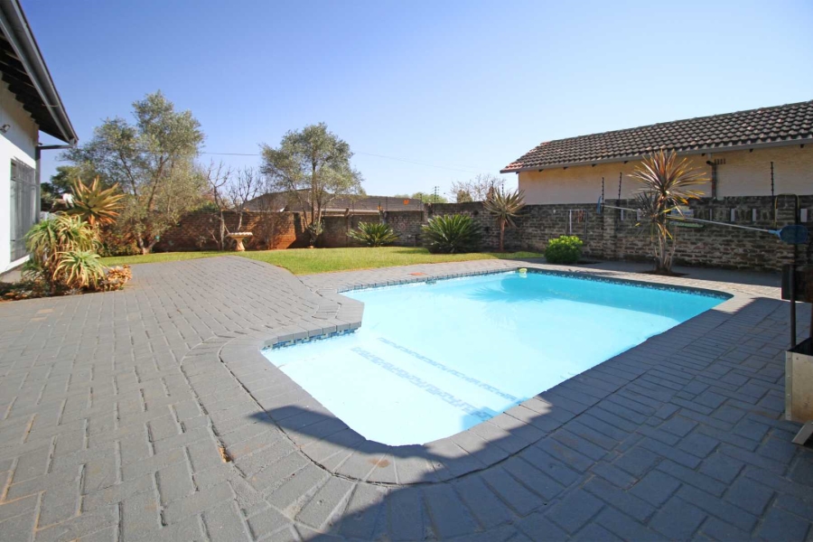 3 Bedroom Property for Sale in Greenhills Gauteng