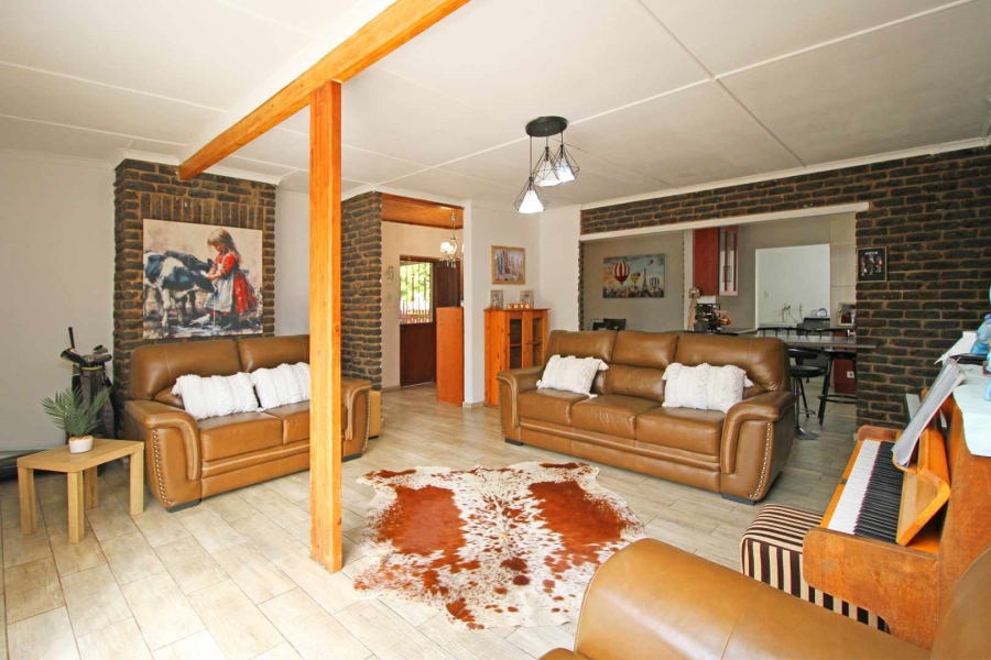 4 Bedroom Property for Sale in Greenhills Gauteng