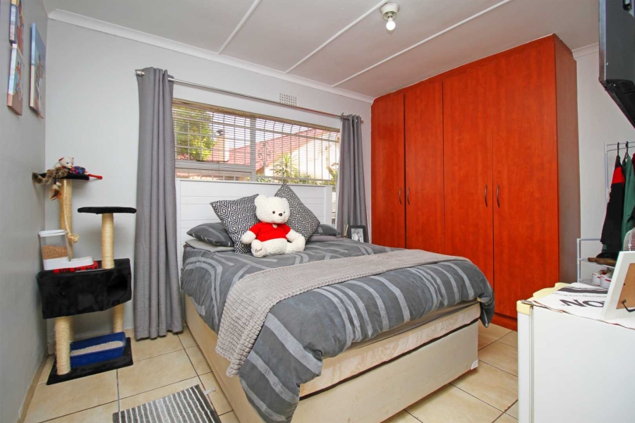 4 Bedroom Property for Sale in Greenhills Gauteng