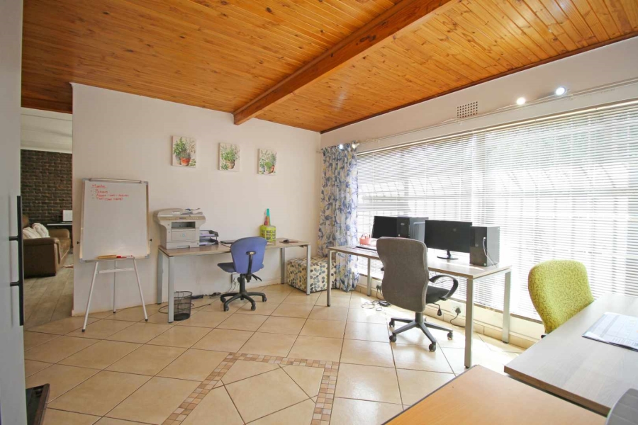 4 Bedroom Property for Sale in Greenhills Gauteng