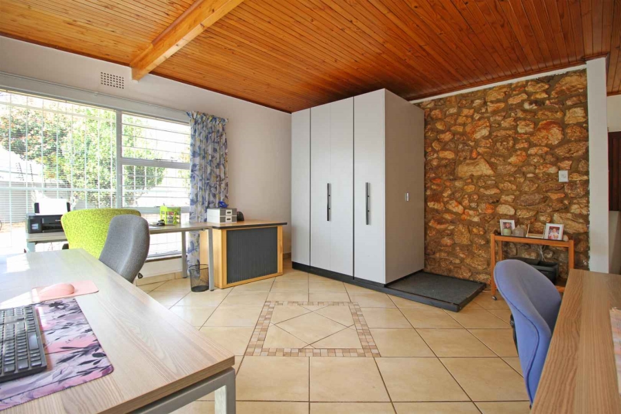 4 Bedroom Property for Sale in Greenhills Gauteng